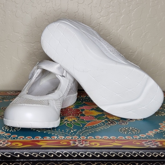 Drew Delite White Mary Jane Leather shoes - Picture 2 of 6